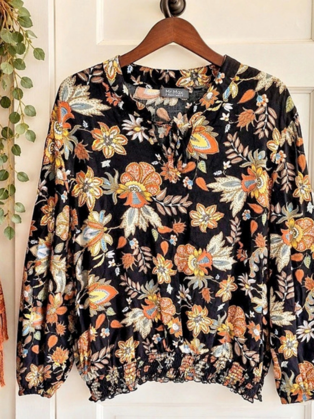 Mr. Max Floral Boho Blouse XL 100% Viscose Tie Neck Smocked Hem